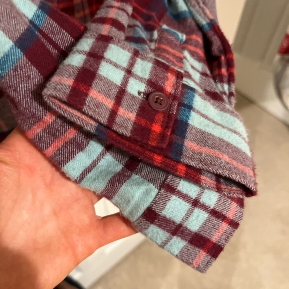 Columbia Flannel Simply Put II Rich Wine Plaid Sz M - Picture 8 of 12